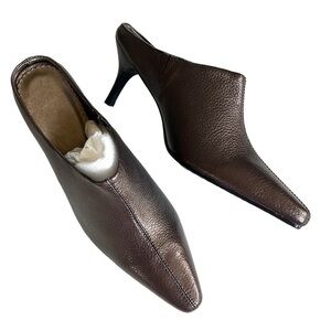 NIB BareTraps Heeled Mules